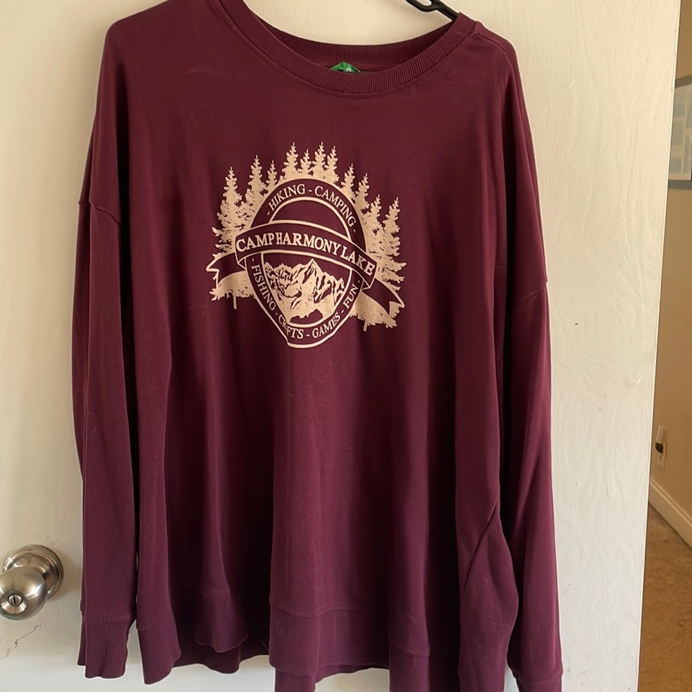 Sweatshirt